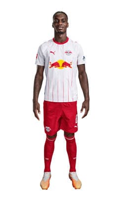 Achtung: Redaktionelle Nutzung honorarfrei - Attention: Free of charge for editorial use - Ezechiel Banzuzi - RB Leipzig, Fußball, 1. Bundesliga