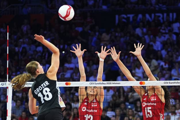 Turkiye v Germany - CEV EuroVolley 2026 ISTANBUL, TURKIYE - AUGUST 26: Elif Sahin (12) of Turkiye in action against Leana Grozer (18) of Germany during the CEV EuroVolley 2026 Women Group A match between Turkiye and Germany at Sinan Erdem Sports Hall, on August 26, 2026, in Istanbul, Turkiye. Esra Bilgin Anadolu Istanbul Turkey. Editorial use only. Please get in touch for any other usage.  Copyright: x2026xAnadoluxEsraxBilginx