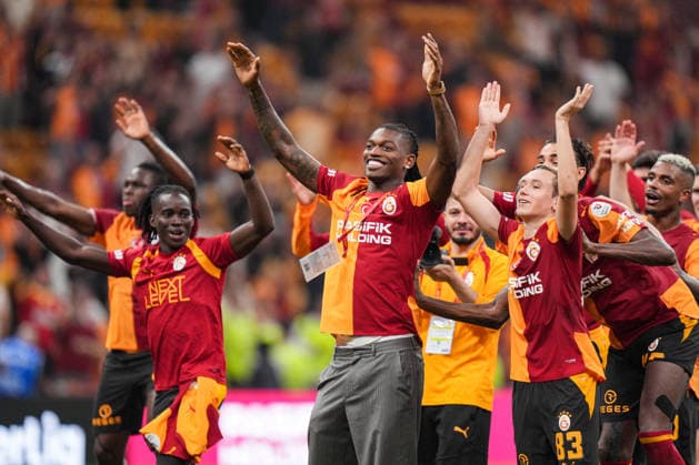Galatasaray v Goztepe - Turkish Super Lig ISTANBUL, TURKIYE - AUGUST 29: Galatasaray s new signing Rafael Leao (C) and Batrakov (83) celebrate after the Turkish Super Lig week 3 match between Galatasaray and Goztepe at RAMS Park in Istanbul, Turkiye on August 29, 2026. Cemal Yurttas Anadolu Istanbul Turkey. Editorial use only. Please get in touch for any other usage.  Copyright: x2026xAnadoluxCemalxYurttasx