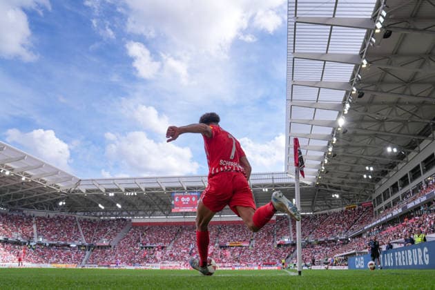 Derry Scherhant (SC Freiburg, 07) Eckball , Deutschland, Fussball, 1. Bundesliga, 1.Spieltag, 2026 2027, SC Freiburg vs. SV Werder Bremen, 30.08.2026, Europa-Park Stadion, Freiburg Freiburg Europa-Park Stadion Baden-Württemberg Deutschland Copyright: xArnexAmbergx