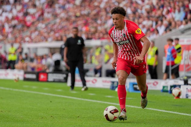 1. Bundesliga: SC Freiburg vs SV Werder Bremen, 30.08.2026 Derry Scherhant (SC Freiburg, 7) am Ball 1. Bundesliga: SC Freiburg vs SV Werder Bremen, Europa-Park-Stadion, 30.08.2026 DFB DFL REGULATIONS PROHIBIT ANY USE OF PHOTOGRAPHS AS IMAGE SEQUENCES AND OR QUASI-VIDEO. Copyright: xBEAUTIFULxSPORTS Boscox