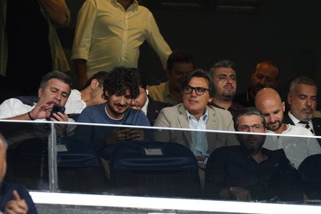 ISTANBUL, TURKEY - SEPTEMBER 05: Coach Vincenzo Montella of Turkey during the Turkish Super League 2026 27 derby match between Fenerbahce and Besiktas at Chobani Stadium, september 05 , 2026 in Istanbul, Turkey. Istanbul Kadikoy Turkey Copyright: xSeskimphotox Fener-Besiktas-050926 (22)