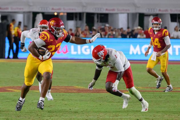 September 4, 2026, Los Angeles, California, USA: 23 Walter Matthews, TE of the USC Trojans during a regular-season college football game against the Fresno State Bulldogs on Friday, September 4, 2026, at the Los Angeles Memorial Coliseum in Los Angeles, California. USC defeats Fresno State, 39-0. MARK HAMMOND BNS PI Los Angeles USA - ZUMAp124 20260904_zaa_p124_120 Copyright: xJavierxRojasx