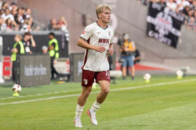 1. Fussball Bundesliga: Eintracht Frankfurt - FC Augsburg, 06.09.2026 Hennes Behrens (FC Augsburg 16), Freisteller, Portrait Porträt, Eintracht Frankfurt - FC Augsburg, Frankfurt, Deutsche Bank Park, 6.9.2026 Copyright: xBEAUTIFULxSPORTS Gawlikx