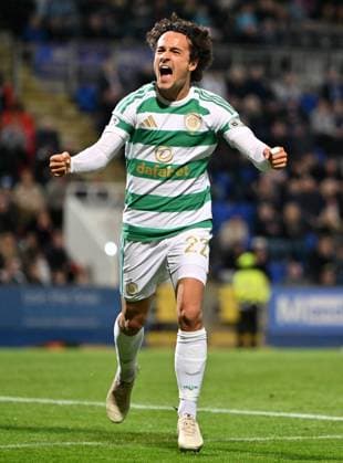 Mika Baur of Celtic celebrates scoring St Johnstone v Celtic, William Hill Scottish Premiership, Football, McDiarmid Park, Perth, Scotland, UK - 09 Sep 2026Perth McDiarmid Park Scotland United Kingdom  Copyright: xMarkxRunnacles Shutterstockx 17140206ad