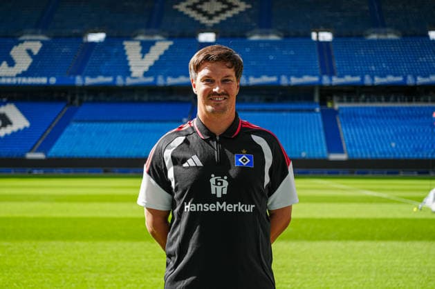 Merlin Polzin (Hamburger SV, Trainer) GER, Hamburger SV, Fussball, Porträttermin, 09.09.2026 GER, Hamburger SV, Fussball, Porträttermin, 09.09.2026 Hamburg Copyright: xEibner-Pressefoto MarcelxvonxFehx EP_MFN