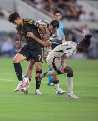 September 9, 2026, Los Angeles, California, USA: Devin Padelford 59 and Mohammed Sofo 37 of the New York Red Bulls battle for the ball with Son Heung-Min 7 of the LAFC in a regular season MLS, Fussball Herren, USA game on Wednesday September 9, 2026 at the BMO Stadium in Los Angeles, California. LAFC defeats Red Bulls, 2-0. DOUGLAS CUELLAR FOTOGRID PI Los Angeles USA - ZUMAp124 20260909_zaa_p124_030 Copyright: xDouglasxCuellarx
