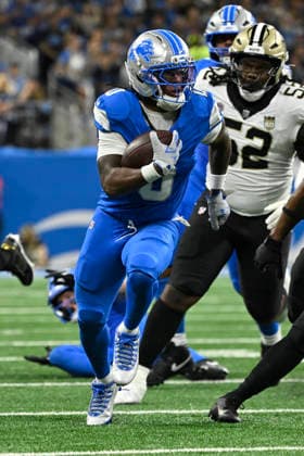 Sep 13, 2026; Detroit, MI, USA; Detroit Lions running back Jahmyr Gibbs (0) breaks through the line at Ford Field. Mandatory Credit: -Cal Media Detroit USA - ZUMAc04_ 20260913_zma_c04_278 Copyright: xAllanxDranbergx