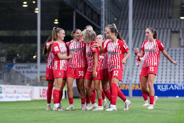 Torjubel, Emotionen, Jubel, Torerfolg, Abschluss, Treffer , Deutschland, Fussball, GooglePixel Frauen-Bundesliga, 4.Spieltag, 2026 2027, SC Freiburg vs. 1. FSV Mainz 05, 13.09.2026, Dreisamstadion, Freiburg Freiburg Dreisamstadion Baden-Wuerttemberg Deutschland Copyright: xArnexAmbergx