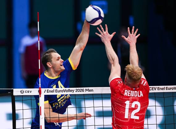260916 Jacob Link of Sweden and Martin Rendla of Slovakia during the CEV EuroVolley 2026 group stage volleyball match between Sweden and Slovakia on September 16, 2026 in Modena. Photo: Matteo Gribaudi BILDBYRAN COP 18 XY0130 volleyboll volleyball volleyboll-em sverige slovakien cev eurovolley 2026 sweden slovakia bbeng Copyright: MATTEOxGRIBAUDI BB260916BB153