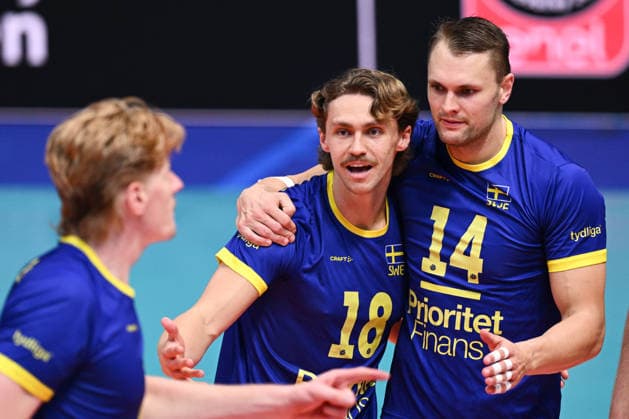 260916 Oskar von Sydow and Jacob Link of Sweden celebrate during the CEV EuroVolley 2026 group stage volleyball match between Sweden and Slovakia on September 16, 2026 in Modena. Photo: Matteo Gribaudi BILDBYRAN COP 18 XY0130 volleyboll volleyball volleyboll-em sverige slovakien cev eurovolley 2026 sweden slovakia bbeng jubel Copyright: MATTEOxGRIBAUDI BB260916BB181