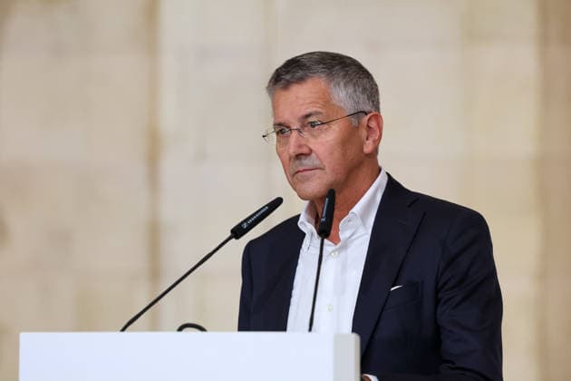 Herbert Hainer (FC Bayern Muenchen, Praesident) haelt eine Rede, GER, Ministerpraesident Dr. Markus Soeder empfaengt die Frauen- und Herrenfussballmanschaft des FC Bayern Muenchen zur Ehrung als Deutsche Meister in der Saison 2025 28, 16.09.2026, GER, Ministerpraesident Dr. Markus Soeder empfaengt die Frauen- und Herrenfussballmanschaft des FC Bayern Muenchen zur Ehrung als Deutsche Meister in der Saison 2025 28, 16.09.2026 Muenchen Copyright: xEibner-Pressefoto JennixMaulx EP_JML