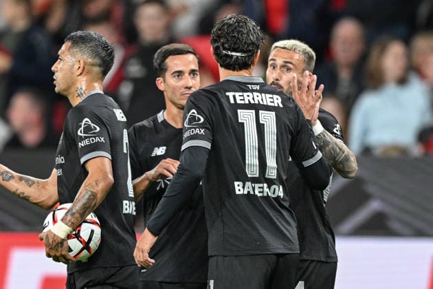 Aleix Garcia (Leverkusen 24) jubelt nach dem Tor zum 1:0 mit der Mannschaft 16.09.2026 ¢ Fussball ¢ Europa League ¢ Bayer 04 Leverkusen vs NK Celje, BayArena, Leverkusen, NRW Germany