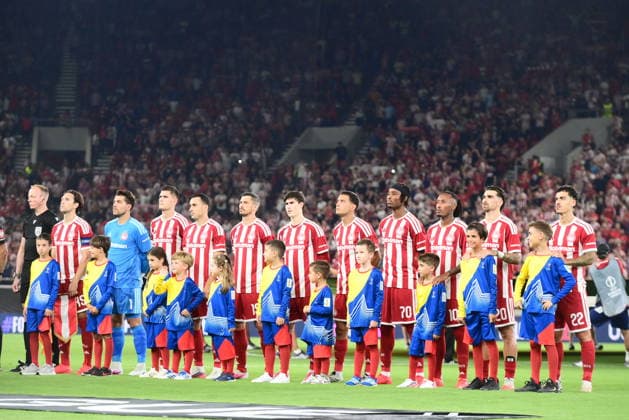 UEFA Europa League - Olympiacos FC vs Jagiellonia BiaÅ‚ystok - Players of Olympiacos FC line up during the UEFA Europa League Phase matchday 1 soccer match between Olympiacos FC and Jagiellonia BiaÅ‚ystok at the Georgios Karaiskakis Stadium in Piraeus, Greece, 16 September 2026. IMAGO ONE INCH PRODUCTIONS PIRAEUS GREECE Copyright: xONExINCHxPRODUCTIONSx 7088872