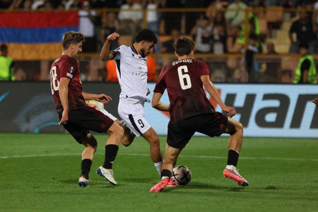 Ararat-Armenia v Sparta Praha - UEFA Europa League Arayik Eloyan of Ararat-Armenia during the UEFA Europa League match at Vazgen Sargsyan Republican Stadium in Yerevan, Armenia, on September 16, 2026. Yerevan Armenia  Copyright: xGurgenxHakobyanx originalFilename:hakobyan-uefaeuro260916_npAGb.jpg