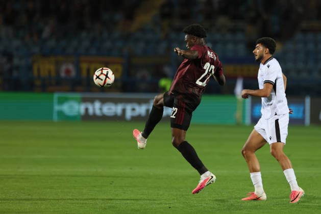 Ararat-Armenia v Sparta Praha - UEFA Europa League YEREVAN, ARMENIA - SEPTEMBER 17: Loic Mbe Soh of Sparta Praha during the UEFA Europa League match at Vazgen Sargsyan Republican Stadium on September 16, 2026 in Yerevan, Armenia. Yerevan Armenia  Copyright: xGurgenxHakobyanx originalFilename:hakobyan-uefaeuro260916_npCFg.jpg