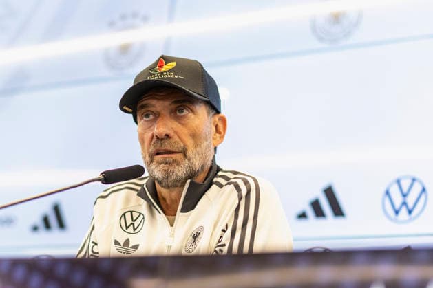 Bundestrainer Jürgen Klopp bei der Nominierungs-Pressekonferenz zur UEFA Nations League 2026 2027 der deutschen Fußball-Nationalmannschaft in Frankfurt am Main, Deutschland, am 17. September 2026. Germany head coach Jürgen Klopp at the squad announcement press conference, PK, Pressekonferenz for the UEFA Nations League 2026 2027 of the German national football team in Frankfurt am Main, Germany, on September 17, 2026. DFB DFL REGULATIONS PROHIBIT ANY USE OF PHOTOGRAPHS AS IMAGE SEQUENCES AND OR QUASI-VIDEO, Copyright: HMBxMedia xHeikoxBecker