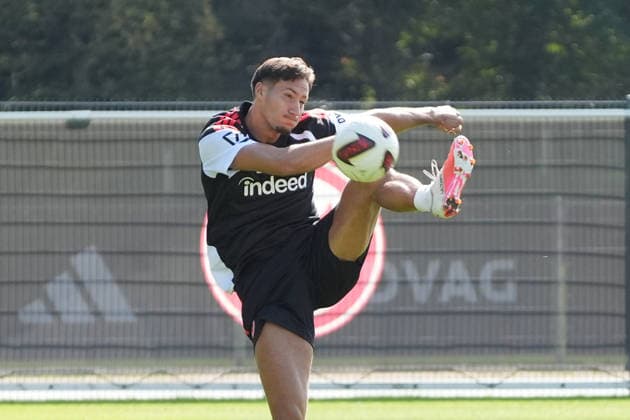 Younes Ebnoutalib (Eintracht Frankfurt) - 17.09.2026 Bundesliga, Saison 26 27: Eintracht Frankfurt Training