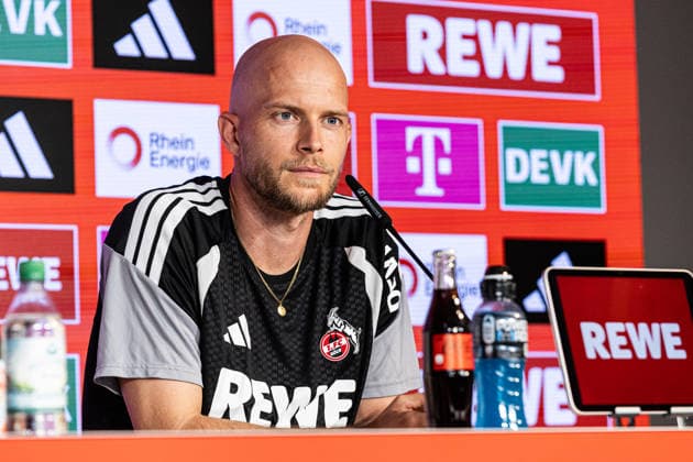 Pressekonferenz, 1.FC Köln; 17.09.2026 Rene Wagner (Cheftrainer, 1. FC Köln) während der Pressekonferenz vor dem Bundesligaspiel gegen SV Werder Bremen. Pressekonferenz, 1.FC Köln; Geißbockheim, Köln; 17.09.2026 Copyright: xBEAUTIFULxSPORTS Buriakovx