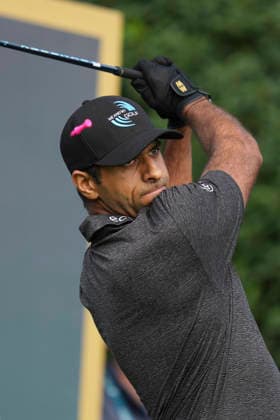 VIRGINIA WATER, ENGLAND - SEPTEMBER 17: Aaron Rai (ENG) plays from the eighteenth tee during Round 1 at the BMW PGA, Golf Herren Championship at Wentworth Golf Club, Virginia Water on September 17, 2026 in Surrey, England The BMW PGA Championship