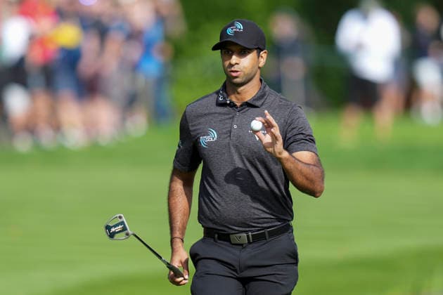 VIRGINIA WATER, ENGLAND - SEPTEMBER 17: Aaron Rai (ENG) after holing a putt on the 18th green during Round 1 at the BMW PGA, Golf Herren Championship at Wentworth Golf Club, Virginia Water on September 17, 2026 in Surrey, England The BMW PGA Championship