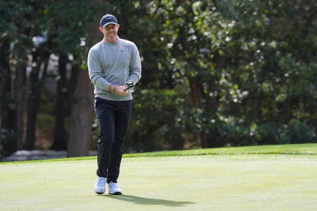 VIRGINIA WATER, ENGLAND - SEPTEMBER 17: Rory McIlroy (IRE) reacts after missing a putt on the first green during Round 1 at the BMW PGA, Golf Herren Championship at Wentworth Golf Club, Virginia Water on September 17, 2026 in Surrey, England The BMW PGA Championship