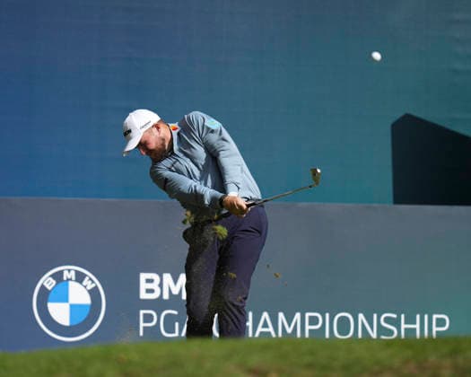 VIRGINIA WATER, ENGLAND - SEPTEMBER 17: Shane Lowry (IRE) plays from the second tee during Round 1 at the BMW PGA, Golf Herren Championship at Wentworth Golf Club, Virginia Water on September 17, 2026 in Surrey, England The BMW PGA Championship