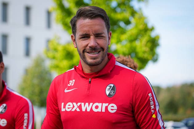Fussball, Bundesliga, Herren, Training SC Freiburg - Europa-Park-Stadion, Europa Park Stadion,: Christian Guenter (SC Freiburg, 30) Freiburg Europa Park Stadion Baden-Württemberg Deutschland Copyright: xFINLEYxMÖRCHx