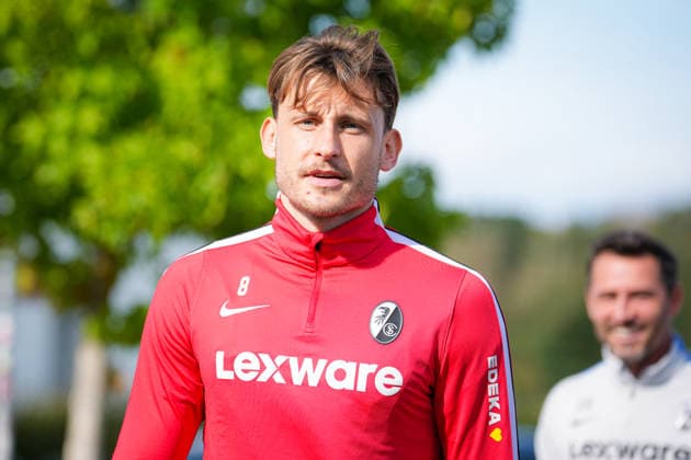 Fussball, Bundesliga, Herren, Training SC Freiburg - Europa-Park-Stadion, Europa Park Stadion,: Maximilian Eggestein (SC Freiburg, 08) Freiburg Europa Park Stadion Baden-Württemberg Deutschland Copyright: xFINLEYxMÖRCHx