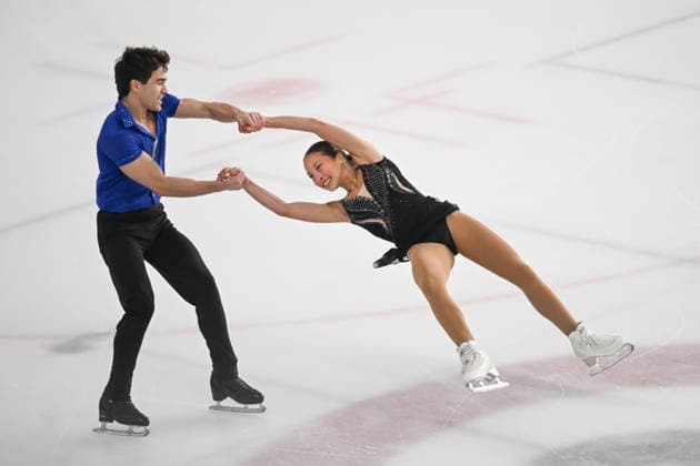 ISU Junior Grand Prix of Figure skating, Eiskunstlauf in Ankara ANKARA, TURKIYE - SEPTEMBER 17: Young figure skaters perform during the junior pair skating short program event on the opening day of the ISU Junior Grand Prix of Figure Skating at the Cayyolu Ice Skating Complex in Ankara, Turkiye, on September 17, 2026. Organized jointly by the International Skating Union (ISU) and the Turkish Ice Skating Federation, the tournament brings together 144 athletes from 39 countries competing across multiple disciplines. Harun Ozalp Anadolu Ankara Turkey. Editorial use only. Please get in touch for any other usage.  Copyright: x2026xAnadoluxHarunxOzalpx