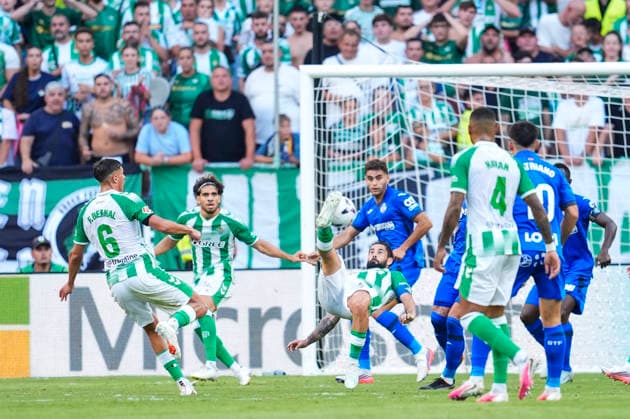 September 17, 2026, Sevilla, Sevilla, Spain: Francisco Alarcon Isco of Real Betis Balompie in action during the Spanish league, LaLiga EA Sports, football match played between Real Betis and Getafe CF at La Cartuja stadium on September 17, 2026, in Sevilla, Spain. Real Betis V Getafe CF - LaLiga EA Sports  - ZUMAa181 20260917_zaa_a181_034 Copyright: xJoaquinxCorcherox