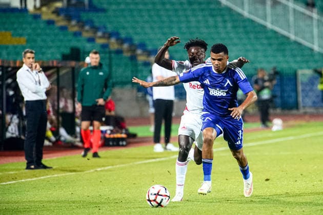 Football - Europa League - League phase - Round 1 - PFC Levski Sofia vs FC Red Bull Salzburg - 09.17.2026 Football - Europa League - League phase - Round 1: Maicon, 3 of PFC Levski and Edmund Baidoo, 20 of FC Red Bull Salzburg during Europa League phase - Round 1 match between PFC Levski Sofia vs FC Red Bull Salzburg at Vasil Levski Stadium in Sofia, Bulgaria, on September 17th, 2026. Copyright: xYulianxTodorovx