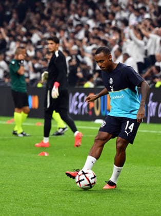 Besiktas v Olympique Marseille - UEFA Europa League ISTANBUL, TURKIYE - SEPTEMBER 17: Players of Olympique Marseille warm up before the UEFA Europa League Week 1 match between Besiktas and Olympique Marseille at Tupras Stadium in Istanbul, Turkiye, on September 17, 2026. Esra Bilgin Anadolu Istanbul Turkey. Editorial use only. Please get in touch for any other usage.  Copyright: x2026xAnadoluxEsraxBilginx