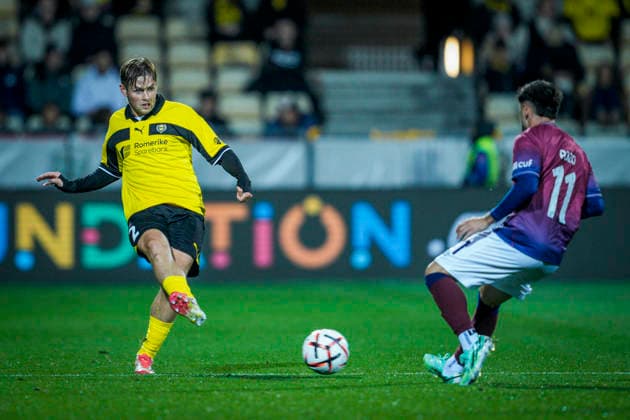 2026–2027 UEFA Europa League: Lillestrom SCU vs. Torreense, Lillestrom, September 17, 2026. Lillestrom s Lars Ranger and SCU Torreense s Manuel Pozo Guerrero during the UEFA Europa League soccer match between Lillestrom and SCU Torreense at Arasen Photo by Stian Lysberg Solum, NTB, Lillestrøm, Norway. FOR EDITORIAL USE ONLY. RESTRICTED USE FOR BETTING COMPANIES.  Copyright: xStianxLysbergxSolumx xNTBx