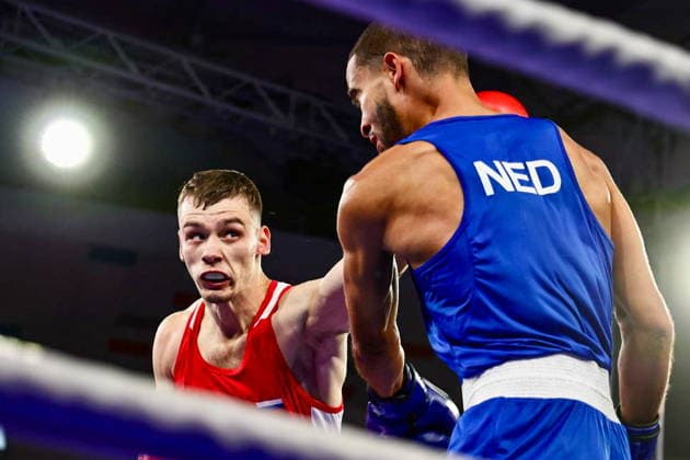 BULGARIA, SOFIA - SEPTEMBER 17, 2026: Russia s Sergei Koldenkov (L) and Finn Bos of the Netherlands compete in the men s 70kg boxing bout at the 2026 European Boxing Elite Championships at Asics Arena. Igor Lenkin TASS  97876926