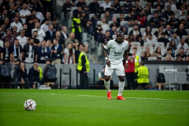 Besiktas JK vs Marseille UEFA Europa League - League Phase MD1 Junior Olaitan of Besiktas JK looks on during the UEFA Europa League 2026 27 League Phase MD1 match between Besiktas JK and Marseille at Tupras Stadium in Istanbul, Turkey, on September 17, 2026 Istanbul Turkey  Copyright: xBurakxBasturkx