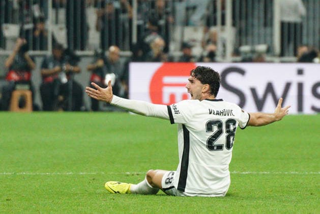 September 17, 2026, Besiktas, Istanbul, Turkey: Dusan Vlahovic (C) of Besiktas reacts during the UEFA Europa League - League Phase, Matchday 1 - football match between Besiktas and Olympique de Marseille at Besiktas Park in Istanbul, Turkey, on September 17, 2026. Besiktas Turkey - ZUMAu194 20260917_zip_u194_023 Copyright: xTolgaxUluturkx