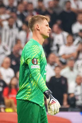 ISTANBUL, TURKEY - SEPTEMBER 17 : Goalkeeper Alexander Nubel of Besiktas reacts during the UEFA Europa League 2026 27 match between Besiktas JK and Marsilya at Tupras Stadium on September 17, 2026 in Istanbul, Turkey. Istanbul Besiktas Turkey Copyright: xSeskimphotox Besiktas-Marsilya-1709 (128)