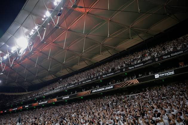 Besiktas JK vs Marseille UEFA Europa League - League Phase MD1 Besiktas JK fans shout from the stands during the UEFA Europa League 2026 27 League Phase MD1 match between Besiktas JK and Marseille at Tupras Stadium in Istanbul, Turkey, on September 17, 2026 Istanbul Turkey  Copyright: xBurakxBasturkx