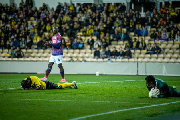 Europa League soccer 2026–2027 Lillestrom SCU Torreense Lillestrom September 17, 2026: Lillestrom’s Yaw Paintsil during the Europa League soccer match between Lillestrom and SCU Torreense at Arasen. Photo by Stian Lysberg Solum, NTB Lillestrom, Norway EDITORIAL USE ONLY RESTRICTED USE FOR BETTING COMPANIES  Copyright: xStianxLysbergxSolumx xNTBx