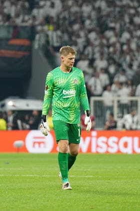 ISTANBUL, TURKEY - SEPTEMBER 17 : Goalkeeper Alexander Nubel of Besiktas reacts during the UEFA Europa League 2026 27 match between Besiktas JK and Marsilya at Tupras Stadium on September 17, 2026 in Istanbul, Turkey. Istanbul Besiktas Turkey Copyright: xSeskimphotox Besiktas-Marsilya-1709 (189)
