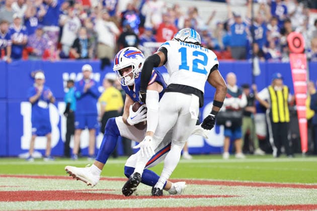 Detroit Lions vs Buffalo Bills ORCHARD PARK, NEW YORK - SEPTEMBER 17: Tight end Dalton Kincaid 86 of the Buffalo Bills scores a touchdown during the first half of an NFL, American Football Herren, USA football game between the Detroit Lions and the Buffalo Billsat Highmark Stadium in Orchard Park, New York, USA, on Thursday, September 17, 2026 Orchard Park New York United States  Copyright: xJorgexLemusx originalFilename:lemus-detroitl260917_npkNP