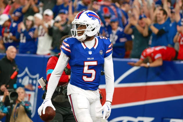 Detroit Lions vs Buffalo Bills ORCHARD PARK, NEW YORK - SEPTEMBER 17: Wide receiver Joshua Palmer (5) of the Buffalo Bills celebrates his touchdown during an NFL, American Football Herren, USA football game between the Detroit Lions and the Buffalo Billsat Highmark Stadium in Orchard Park, New York, USA, on Thursday, September 17, 2026 Orchard Park New York United States  Copyright: xAmyxLemusx originalFilename:lemus-detroitl260917_np61K