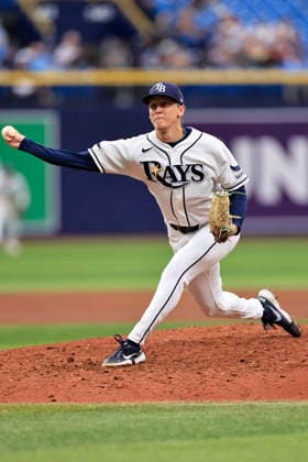 September 17, 2026, St. Petersburg, Florida, USA: Tampa Bay Rays pitcher Casey Legumina (67) delivers a pitch during an MLB, Baseball Herren, USA game against the Athletics on September 17, 2026 at Tropicana Field. The Rays beat the Athletics 10-1 and swept the series. St. Petersburg USA - ZUMAh180 20260917_zsp_h180_059 Copyright: xKimxHukarix