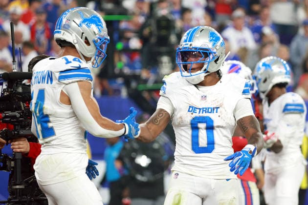 Detroit Lions vs Buffalo Bills ORCHARD PARK, NEW YORK - SEPTEMBER 17: Running back Jahmyr Gibbs (0) of the Detroit Lions celebrates his touchdown during an NFL, American Football Herren, USA football game between the Detroit Lions and the Buffalo Billsat Highmark Stadium in Orchard Park, New York, USA, on Thursday, September 17, 2026 Orchard Park New York United States  Copyright: xAmyxLemusx originalFilename:lemus-detroitl260917_npGw4