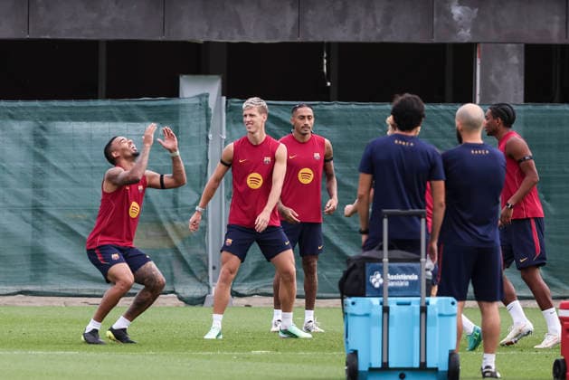 September 18, 2026, Sant Joan Despi, Barcelona, Spain: Gabriel Jesus, Dani Olmo and Raphinha during the training day of FC Barcelona, Barca ahead the Spanish League, Laliga EA Sports, football match against Sevilla FC at Ciudad Esportiva Joan Gamper on September 18, 2026 in Sant Joan Despi, Barcelona, Spain. FC Barcelona Training And press conference, PK, Pressekonferenz - LaLiga EA Sports  - ZUMAa181 20260918_zaa_a181_011 Copyright: xJavierxBorregox