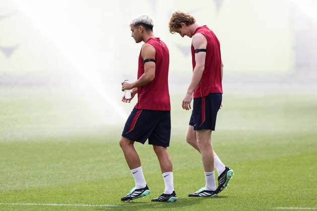 September 18, 2026, Sant Joan Despi, Barcelona, Spain: Pedri and Anthony Gordon during the training day of FC Barcelona, Barca ahead the Spanish League, Laliga EA Sports, football match against Sevilla FC at Ciudad Esportiva Joan Gamper on September 18, 2026 in Sant Joan Despi, Barcelona, Spain. FC Barcelona Training And press conference, PK, Pressekonferenz - LaLiga EA Sports  - ZUMAa181 20260918_zaa_a181_017 Copyright: xJavierxBorregox