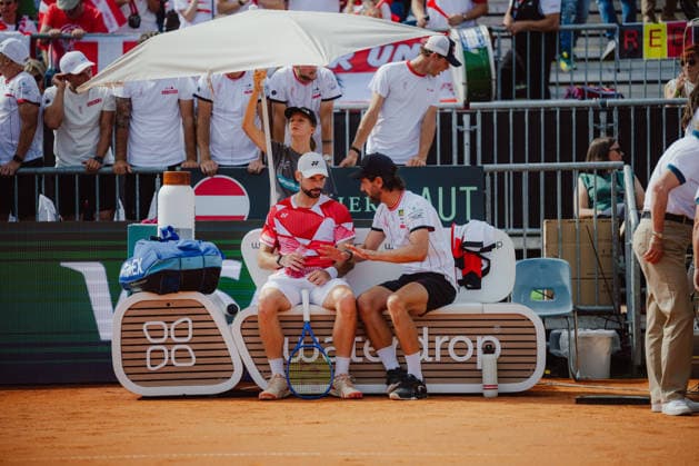 TENNIS - Davis Cup, AUT vs BEL VIENNA,AUSTRIA,18.SEP.26 - TENNIS - ITF Davis Cup, qualification round 2, Austria vs Belgium. Image shows Jurij Rodionov and sporting director Juergen Melzer (OETV).  GEPAxpictures xAlexanderxSolc