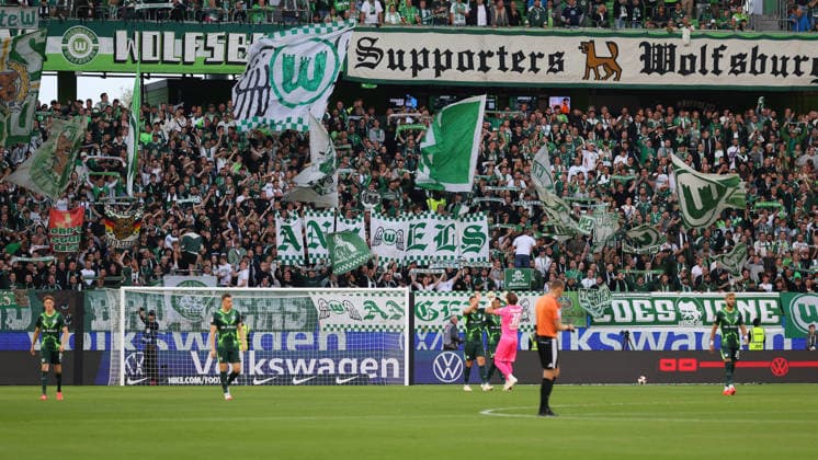 VfL vs. Darmstadt, 2. BL Wolfsburg, 18.09.2026, Fußball, Herren, 2. BL, Saison 2026 2027, VfL Wolfsburg vs. SV Darmstadt 98: VfL Fankurve (DFL DFB REGULATIONS PROHIBIT ANY USE OF PHOTOGRAPHS as IMAGE SEQUENCES and or QUASI-VIDEO) Volkswagen Arena Niedersachsen Deutschland