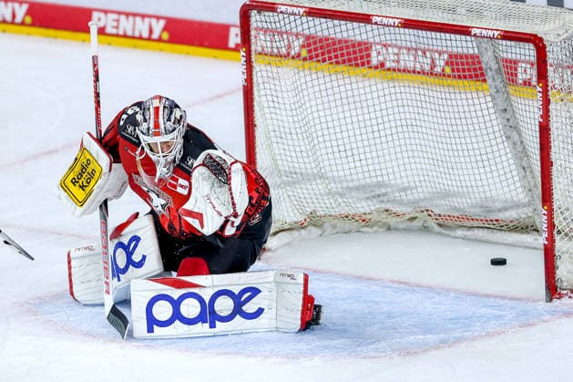 18.09.2026, Eishockey, DEL, Kölner Haie - Grizzlys Wolfsburg, 1.Spieltag, Saison 2026 27, Lanxess-Arena Köln: Goalie Felix Brückmann (Koelner Haie 90) Nordrhein-Westfalen Deutschland